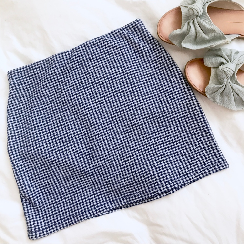 Topshop Gingham Ruffle Miniskirt - Picture 6 of 8